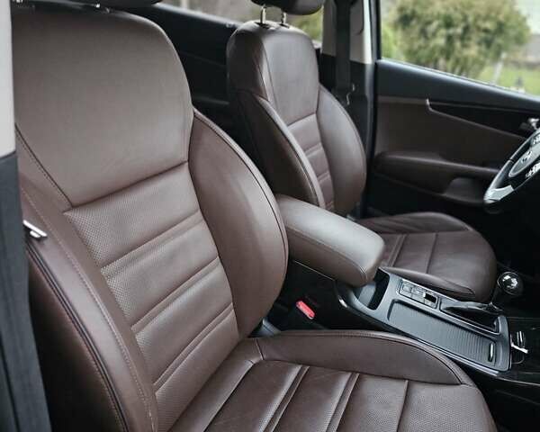 Серый Киа Соренто, объемом двигателя 2 л и пробегом 191 тыс. км за 19500 $, фото 31 на Automoto.ua