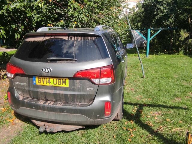 Серый Киа Соренто, объемом двигателя 2.2 л и пробегом 256 тыс. км за 6075 $, фото 5 на Automoto.ua