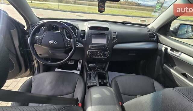 Серый Киа Соренто, объемом двигателя 2.2 л и пробегом 154 тыс. км за 17300 $, фото 70 на Automoto.ua