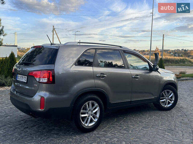 Сірий Кіа Соренто, об'ємом двигуна 2.35 л та пробігом 191 тис. км за 14500 $, фото 31 на Automoto.ua