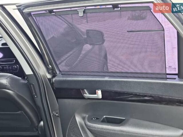 Серый Киа Соренто, объемом двигателя 2 л и пробегом 185 тыс. км за 16900 $, фото 6 на Automoto.ua