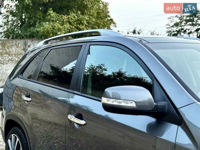 Сірий Кіа Соренто, об'ємом двигуна 2.2 л та пробігом 170 тис. км за 16990 $, фото 9 на Automoto.ua
