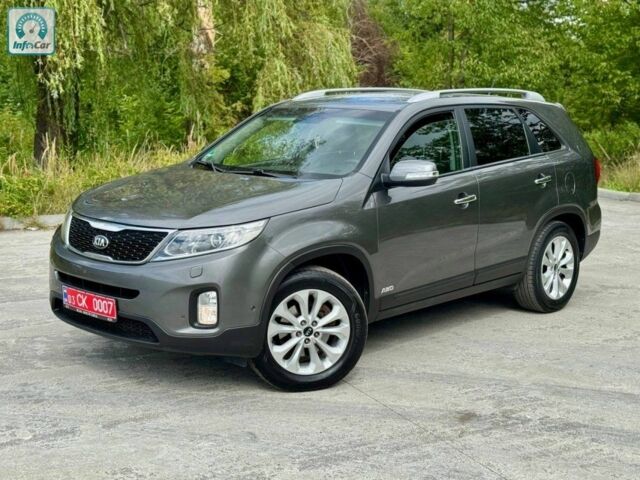 Серый Киа Соренто, объемом двигателя 2 л и пробегом 188 тыс. км за 14200 $, фото 5 на Automoto.ua