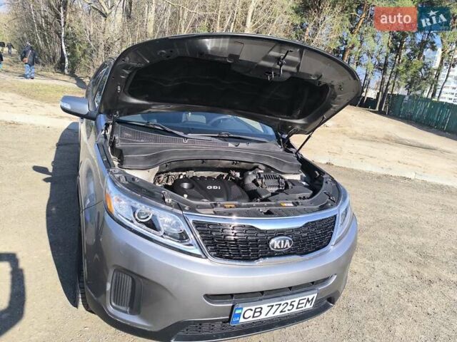 Серый Киа Соренто, объемом двигателя 2.36 л и пробегом 147 тыс. км за 12700 $, фото 3 на Automoto.ua