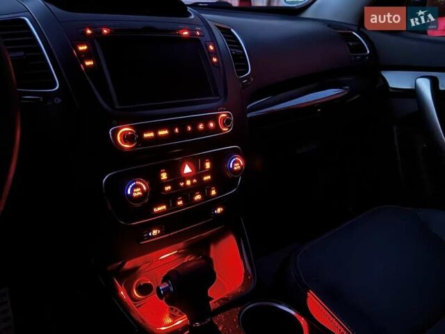 Сірий Кіа Соренто, об'ємом двигуна 2.2 л та пробігом 170 тис. км за 16990 $, фото 66 на Automoto.ua