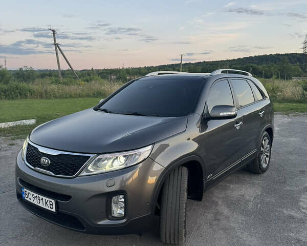 Серый Киа Соренто, объемом двигателя 2.2 л и пробегом 217 тыс. км за 21499 $, фото 2 на Automoto.ua
