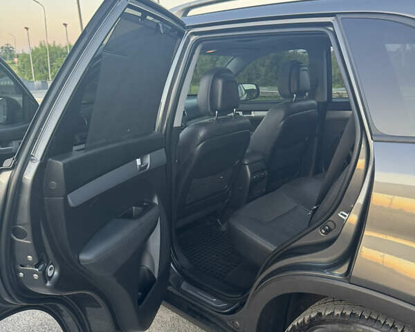 Серый Киа Соренто, объемом двигателя 2.2 л и пробегом 217 тыс. км за 21499 $, фото 11 на Automoto.ua