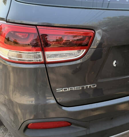 Кіа Соренто 2014 у Белгород-Днестровском на Automoto.ua Сірий Кіа Соренто, об'ємом двигуна 2 л та пробігом 205 тис. км за 18500 $, фото 8 на Automoto.ua