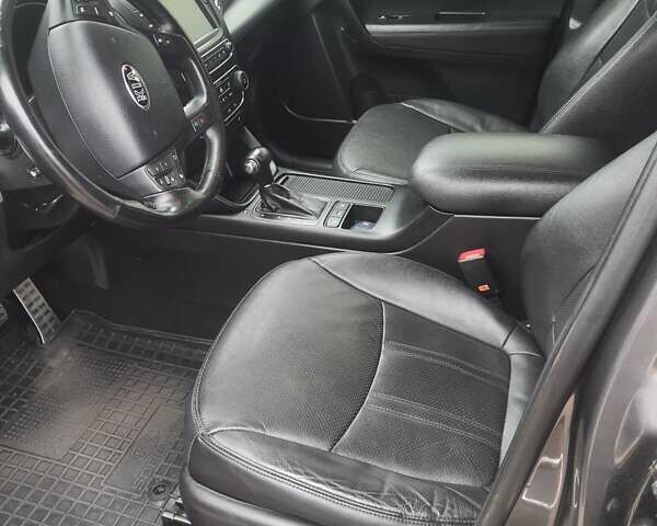 Сірий Кіа Соренто, об'ємом двигуна 2.2 л та пробігом 179 тис. км за 20300 $, фото 9 на Automoto.ua