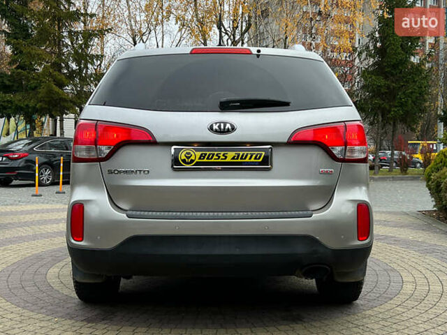 Сірий Кіа Соренто, об'ємом двигуна 2.36 л та пробігом 155 тис. км за 14800 $, фото 5 на Automoto.ua