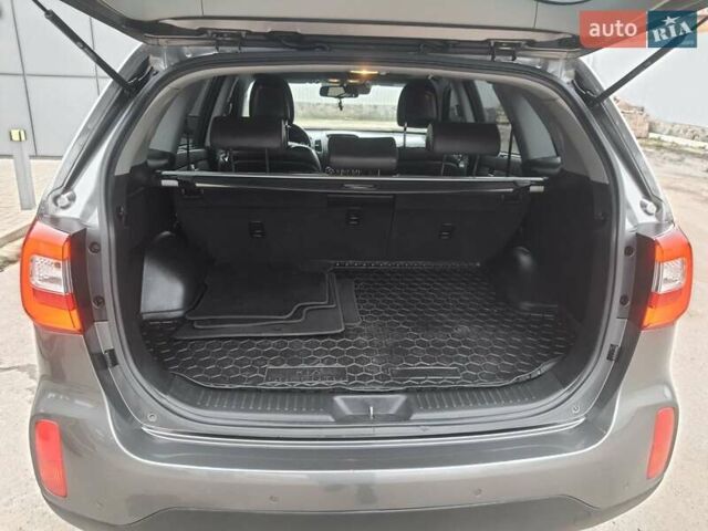 Сірий Кіа Соренто, об'ємом двигуна 2.2 л та пробігом 179 тис. км за 20300 $, фото 11 на Automoto.ua