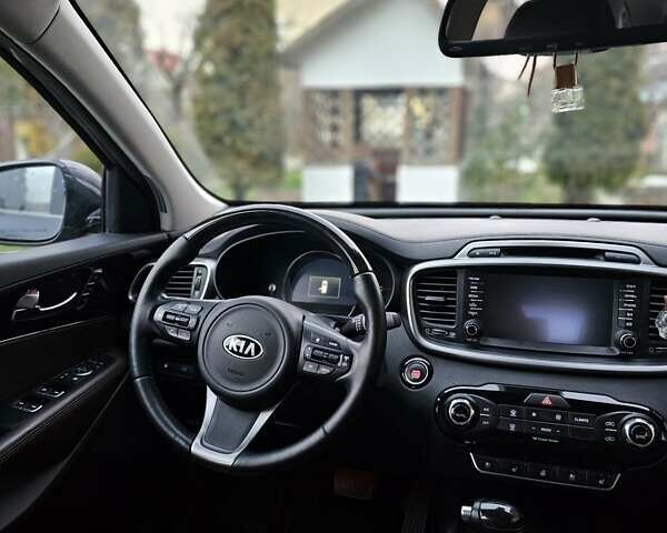 Серый Киа Соренто, объемом двигателя 2 л и пробегом 191 тыс. км за 19500 $, фото 34 на Automoto.ua