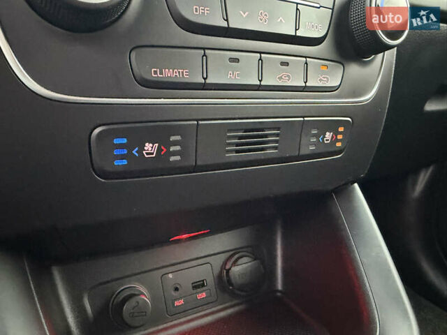 Серый Киа Соренто, объемом двигателя 2.2 л и пробегом 220 тыс. км за 16499 $, фото 35 на Automoto.ua