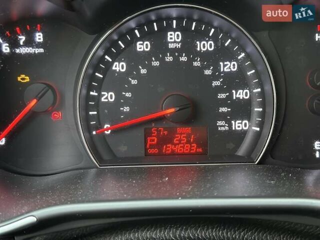Серый Киа Соренто, объемом двигателя 2.36 л и пробегом 1 тыс. км за 12500 $, фото 12 на Automoto.ua
