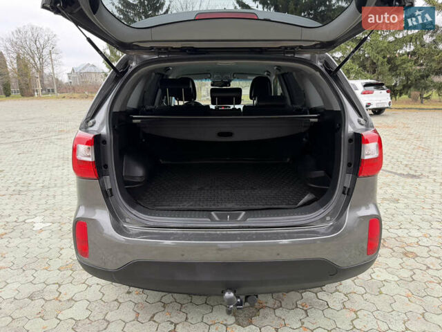 Серый Киа Соренто, объемом двигателя 2.2 л и пробегом 220 тыс. км за 16499 $, фото 42 на Automoto.ua