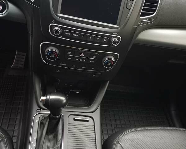 Сірий Кіа Соренто, об'ємом двигуна 2.2 л та пробігом 176 тис. км за 18500 $, фото 18 на Automoto.ua