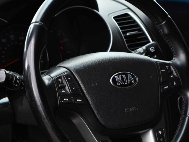Киа Соренто 2014 в Кривом Роге на Automoto.ua Серый Киа Соренто, объемом двигателя 2.4 л и пробегом 112 тыс. км за 13200 $, фото 7 на Automoto.ua