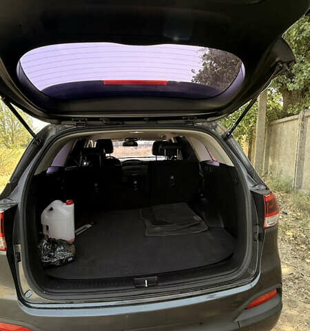 Кіа Соренто 2014 у Белгород-Днестровском на Automoto.ua Сірий Кіа Соренто, об'ємом двигуна 2 л та пробігом 205 тис. км за 18500 $, фото 10 на Automoto.ua