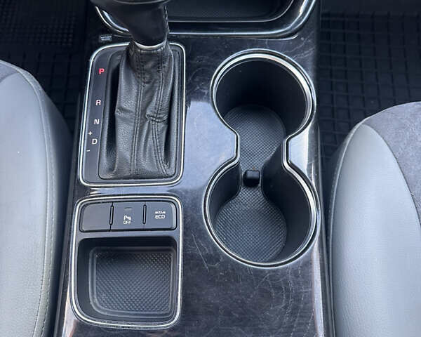 Сірий Кіа Соренто, об'ємом двигуна 2.35 л та пробігом 191 тис. км за 14500 $, фото 53 на Automoto.ua