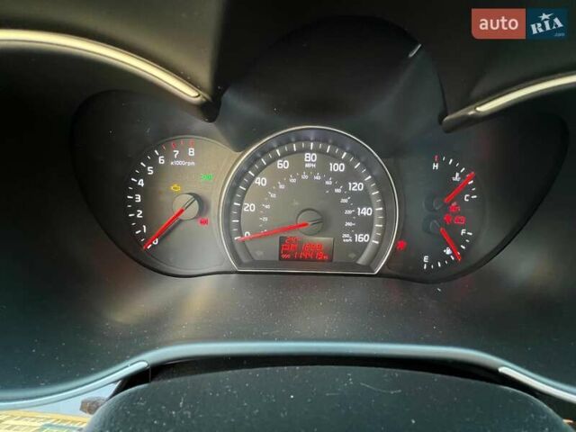 Серый Киа Соренто, объемом двигателя 3.34 л и пробегом 182 тыс. км за 12600 $, фото 4 на Automoto.ua
