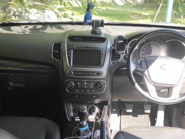 Серый Киа Соренто, объемом двигателя 2.2 л и пробегом 256 тыс. км за 6075 $, фото 12 на Automoto.ua