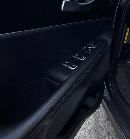 Кіа Соренто 2014 у Белгород-Днестровском на Automoto.ua Сірий Кіа Соренто, об'ємом двигуна 2 л та пробігом 205 тис. км за 18500 $, фото 19 на Automoto.ua