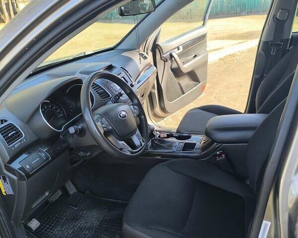 Кіа Соренто 2014 у Чернігові на Automoto.ua Сірий Кіа Соренто, об'ємом двигуна 2.36 л та пробігом 147 тис. км за 12700 $, фото 13 на Automoto.ua