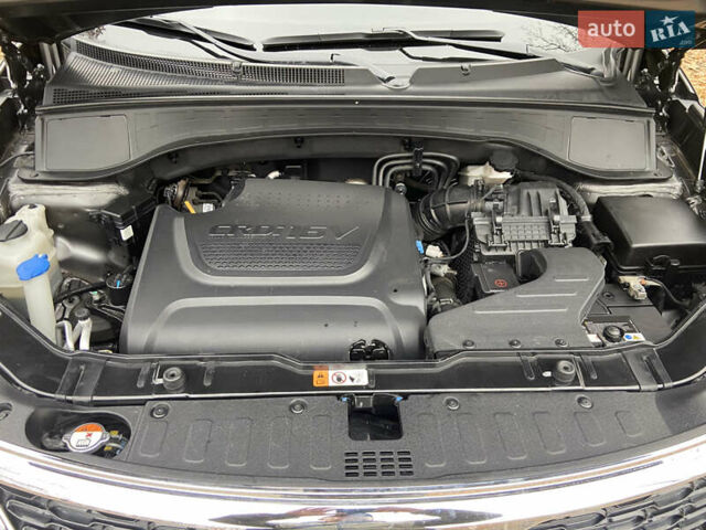 Сірий Кіа Соренто, об'ємом двигуна 2 л та пробігом 147 тис. км за 16500 $, фото 7 на Automoto.ua