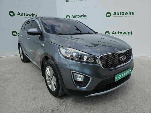 Киа Соренто 2015 в Киеве на Automoto.ua Серый Киа Соренто, объемом двигателя 2 л и пробегом 125 тыс. км за 8800 $, фото 6 на Automoto.ua