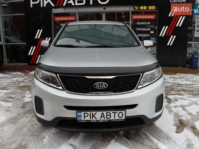 Серый Киа Соренто, объемом двигателя 2.4 л и пробегом 77 тыс. км за 12900 $, фото 5 на Automoto.ua