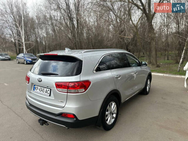 Серый Киа Соренто, объемом двигателя 2.2 л и пробегом 105 тыс. км за 20500 $, фото 32 на Automoto.ua
