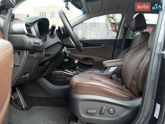 Серый Киа Соренто, объемом двигателя 2 л и пробегом 133 тыс. км за 20700 $, фото 16 на Automoto.ua