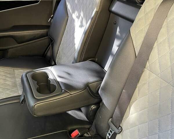 Киа Соренто 2015 в Львове на Automoto.ua Серый Киа Соренто, объемом двигателя 2.2 л и пробегом 131 тыс. км за 20500 $, фото 25 на Automoto.ua