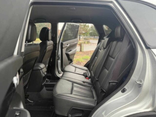 Сірий Кіа Соренто, об'ємом двигуна 2.4 л та пробігом 77 тис. км за 7300 $, фото 8 на Automoto.ua