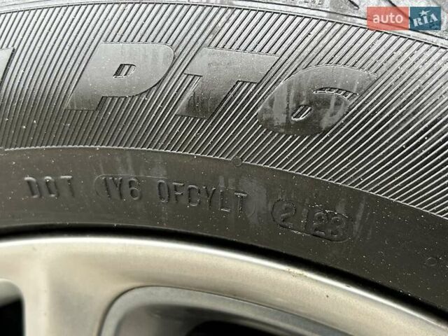 Серый Киа Соренто, объемом двигателя 2 л и пробегом 193 тыс. км за 17500 $, фото 8 на Automoto.ua