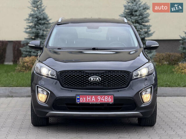 Киа Соренто 2015 в Луцке на Automoto.ua Серый Киа Соренто, объемом двигателя 2 л и пробегом 235 тыс. км за 17750 $, фото 1 на Automoto.ua