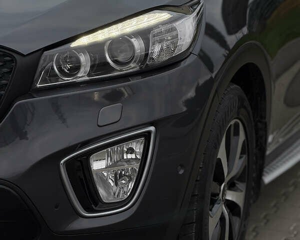 Киа Соренто 2015 в Луцке на Automoto.ua Серый Киа Соренто, объемом двигателя 2 л и пробегом 235 тыс. км за 17750 $, фото 20 на Automoto.ua