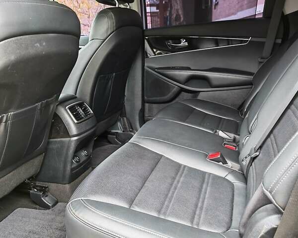 Серый Киа Соренто, объемом двигателя 2.2 л и пробегом 219 тыс. км за 19300 $, фото 56 на Automoto.ua