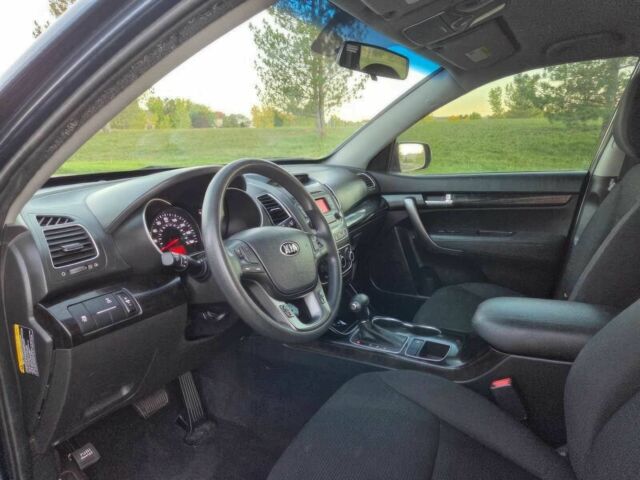 Серый Киа Соренто, объемом двигателя 3.3 л и пробегом 80 тыс. км за 7300 $, фото 6 на Automoto.ua