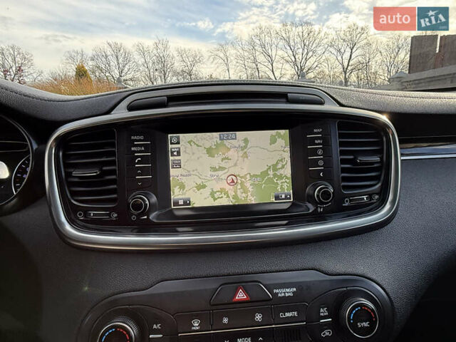 Серый Киа Соренто, объемом двигателя 2.2 л и пробегом 192 тыс. км за 18200 $, фото 58 на Automoto.ua