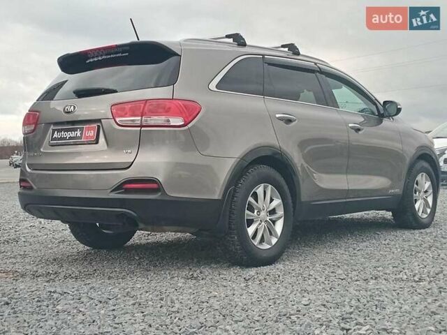 Серый Киа Соренто, объемом двигателя 3.3 л и пробегом 198 тыс. км за 16990 $, фото 4 на Automoto.ua