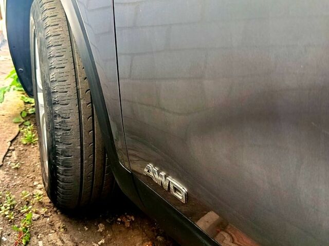 Серый Киа Соренто, объемом двигателя 2.4 л и пробегом 135 тыс. км за 14000 $, фото 9 на Automoto.ua