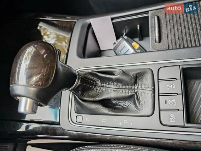 Серый Киа Соренто, объемом двигателя 2.2 л и пробегом 219 тыс. км за 19300 $, фото 60 на Automoto.ua