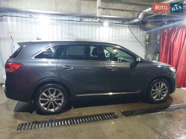 Серый Киа Соренто, объемом двигателя 2.2 л и пробегом 202 тыс. км за 24500 $, фото 4 на Automoto.ua