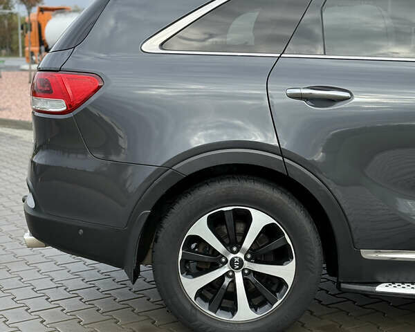 Киа Соренто 2015 в Луцке на Automoto.ua Серый Киа Соренто, объемом двигателя 2 л и пробегом 238 тыс. км за 17700 $, фото 14 на Automoto.ua