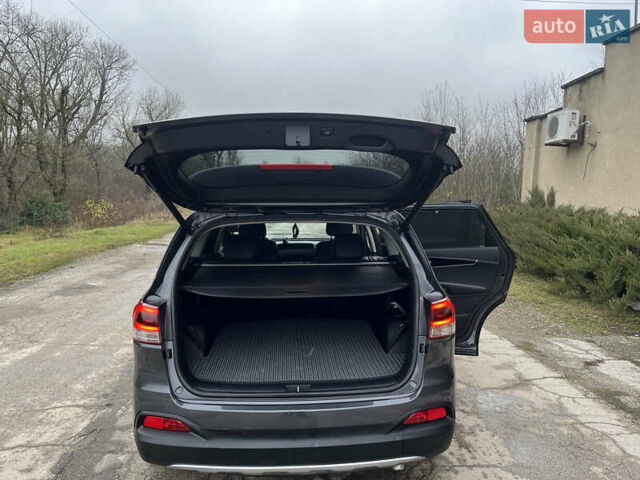 Сірий Кіа Соренто, об'ємом двигуна 2.2 л та пробігом 220 тис. км за 19700 $, фото 13 на Automoto.ua