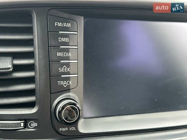 Сірий Кіа Соренто, об'ємом двигуна 2.2 л та пробігом 180 тис. км за 18500 $, фото 77 на Automoto.ua