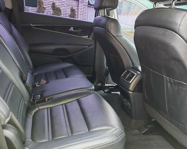 Серый Киа Соренто, объемом двигателя 2.2 л и пробегом 219 тыс. км за 19300 $, фото 51 на Automoto.ua