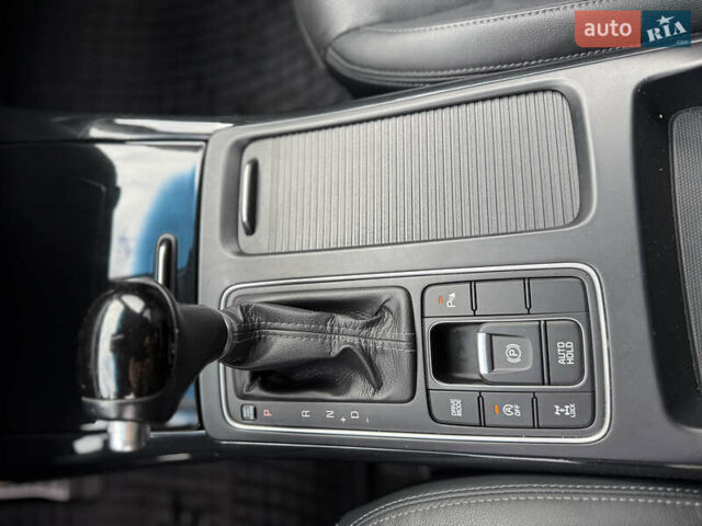 Киа Соренто 2015 в Луцке на Automoto.ua Серый Киа Соренто, объемом двигателя 2 л и пробегом 238 тыс. км за 17700 $, фото 54 на Automoto.ua