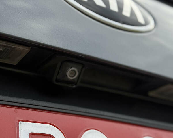 Киа Соренто 2015 в Луцке на Automoto.ua Серый Киа Соренто, объемом двигателя 2 л и пробегом 238 тыс. км за 17700 $, фото 17 на Automoto.ua